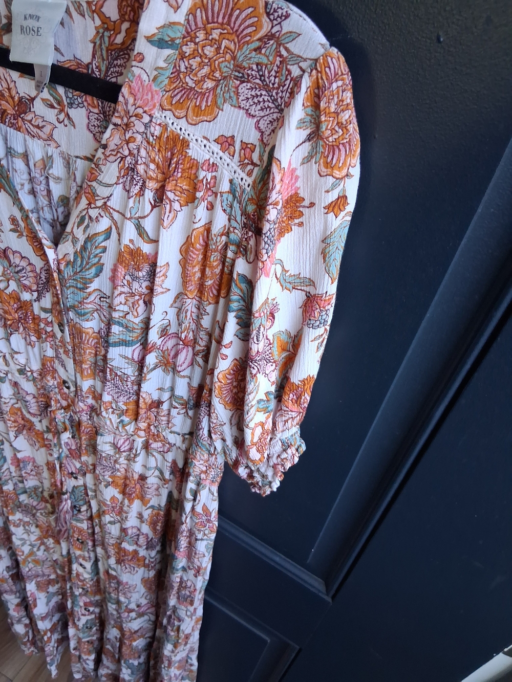 Floral Button-Front Maxi Dress — Cream with Rust Floral - Picture 6 of 6